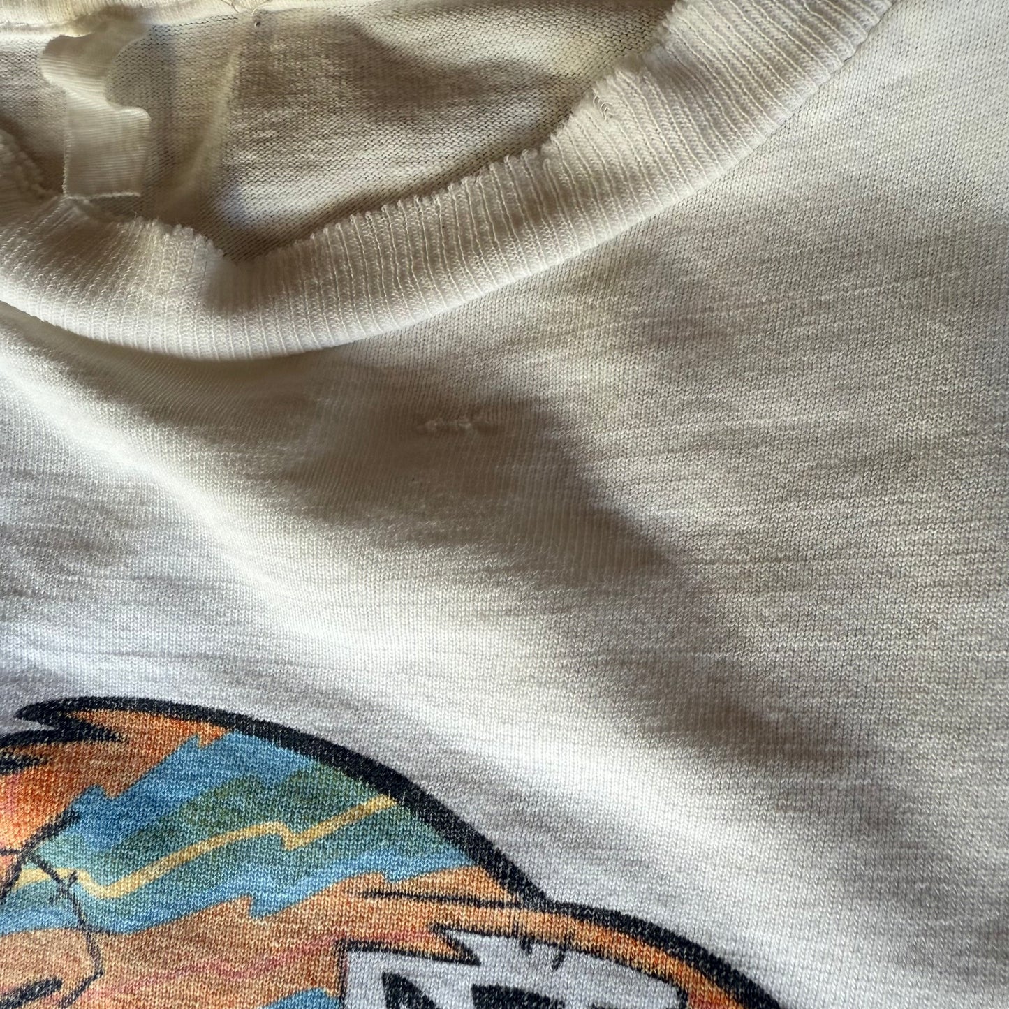 90’s Thrashed DJ Fred Flintstones Shirt Size L