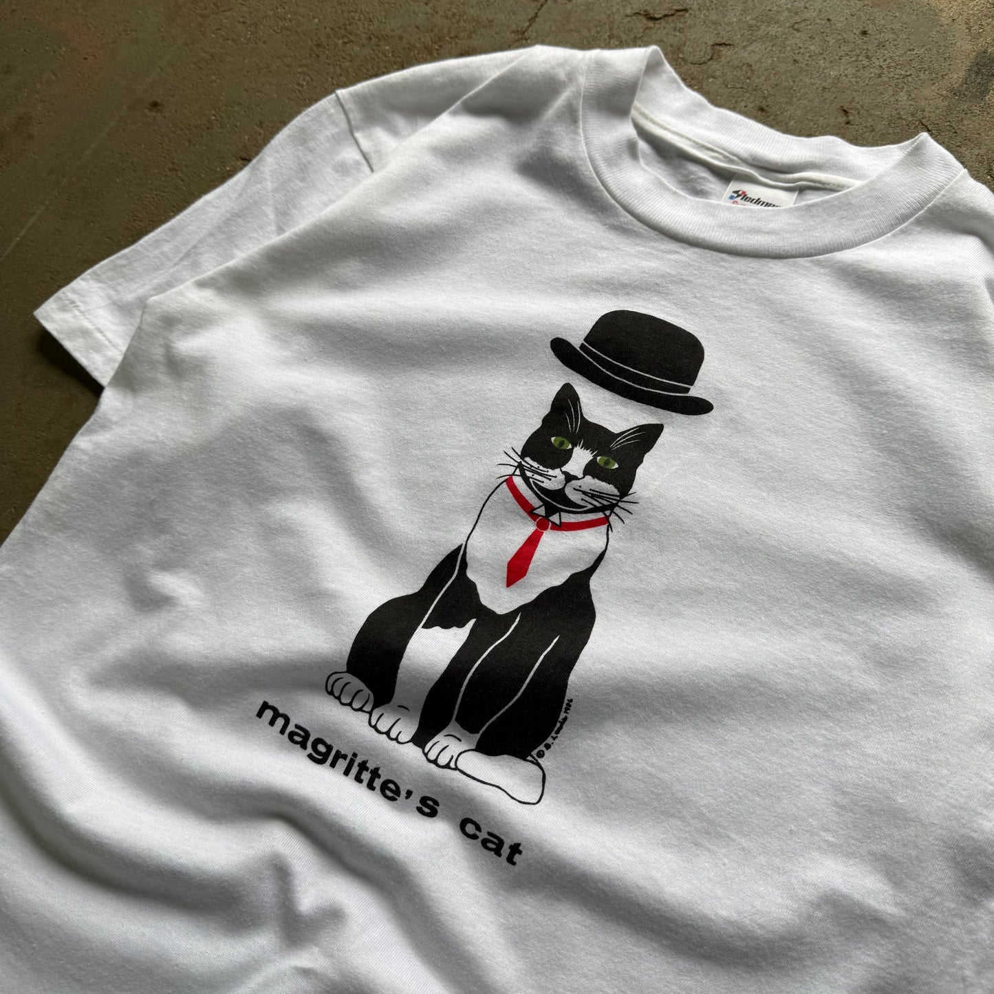 80’s Magritte’s cat Art Parody Tee
