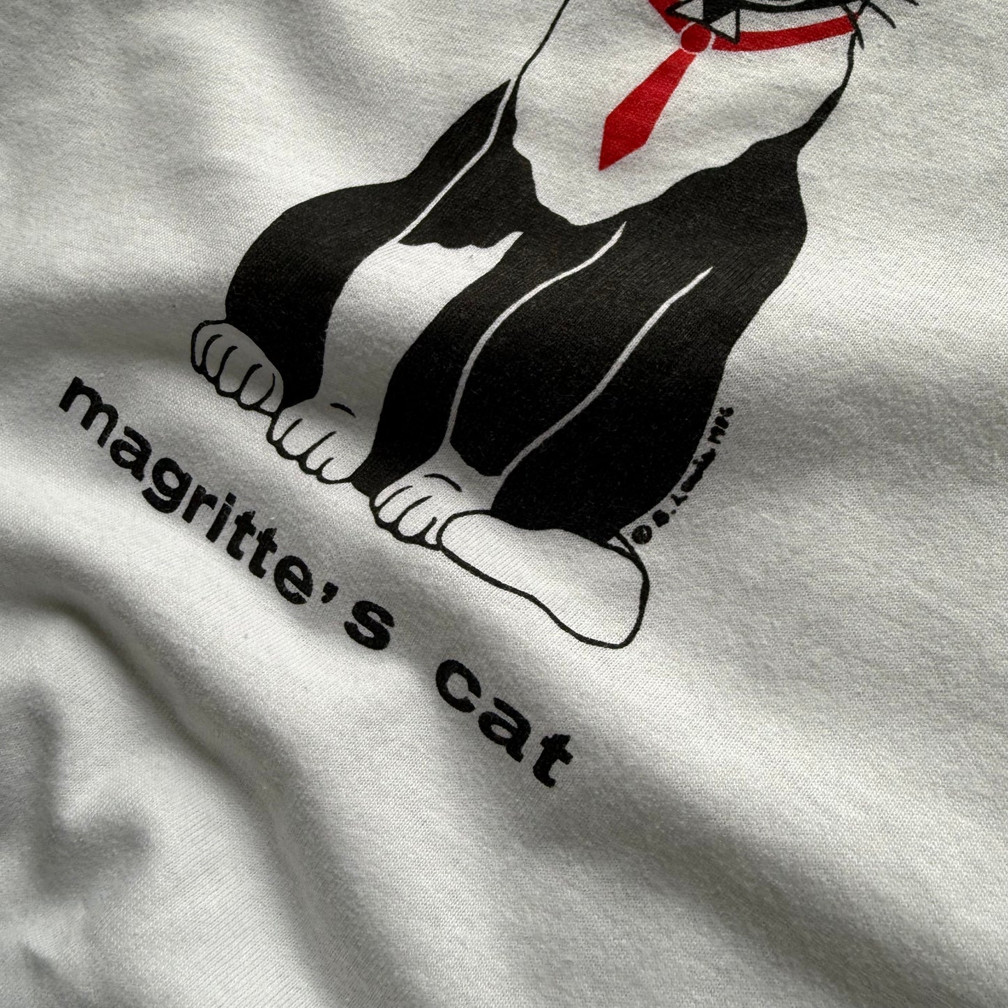 80’s Magritte’s cat Art Parody Tee